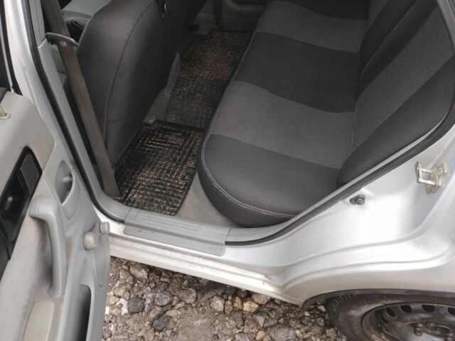 Серый Шевроле Лачетти, объемом двигателя 1.6 л и пробегом 115 тыс. км за 4800 $, фото 16 на Automoto.ua