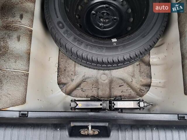 Серый Шевроле Лачетти, объемом двигателя 1.6 л и пробегом 62 тыс. км за 5350 $, фото 43 на Automoto.ua