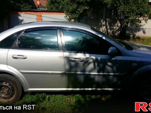 Серый Шевроле Лачетти, объемом двигателя 1.8 л и пробегом 221 тыс. км за 3100 $, фото 4 на Automoto.ua