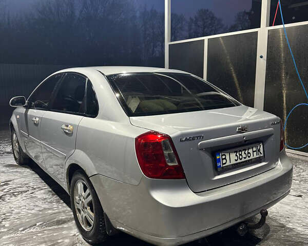 Сірий Шевроле Лачетті, об'ємом двигуна 1.8 л та пробігом 244 тис. км за 3100 $, фото 3 на Automoto.ua