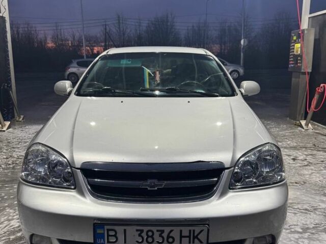 Серый Шевроле Лачетти, объемом двигателя 1.8 л и пробегом 244 тыс. км за 3100 $, фото 4 на Automoto.ua