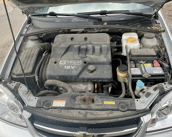 Сірий Шевроле Лачетті, об'ємом двигуна 1.6 л та пробігом 101 тис. км за 5000 $, фото 8 на Automoto.ua