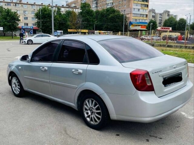 Серый Шевроле Лачетти, объемом двигателя 1.6 л и пробегом 223 тыс. км за 2650 $, фото 4 на Automoto.ua