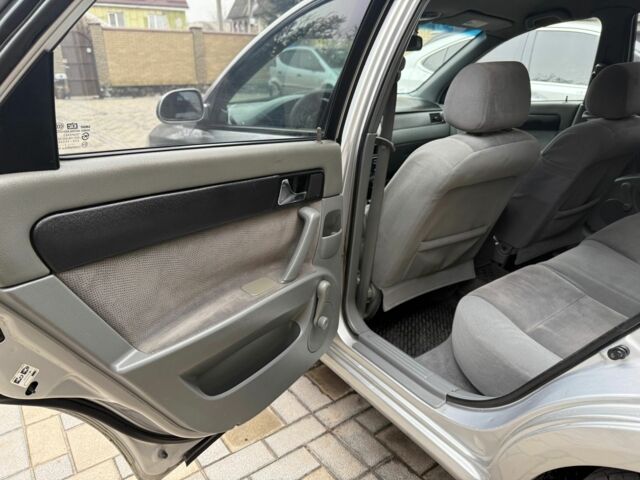 Серый Шевроле Лачетти, объемом двигателя 1.8 л и пробегом 187 тыс. км за 3700 $, фото 5 на Automoto.ua