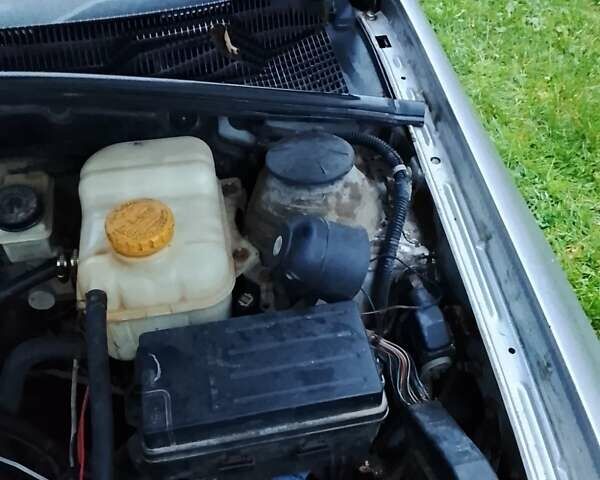 Серый Шевроле Лачетти, объемом двигателя 1.6 л и пробегом 200 тыс. км за 2700 $, фото 1 на Automoto.ua