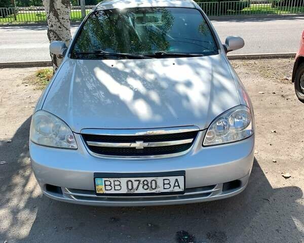 Серый Шевроле Лачетти, объемом двигателя 1.8 л и пробегом 399 тыс. км за 5800 $, фото 1 на Automoto.ua