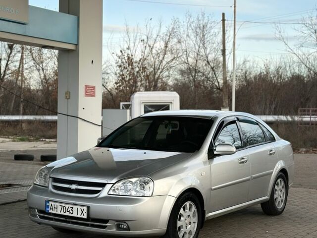 Серый Шевроле Лачетти, объемом двигателя 1.8 л и пробегом 210 тыс. км за 4499 $, фото 2 на Automoto.ua