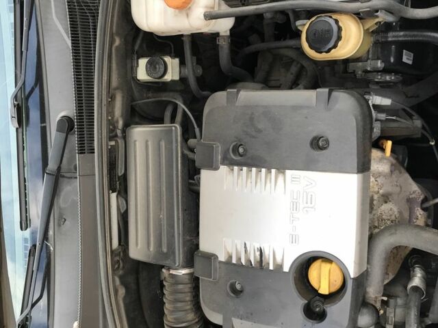 Сірий Шевроле Лачетті, об'ємом двигуна 1.8 л та пробігом 220 тис. км за 1072 $, фото 7 на Automoto.ua