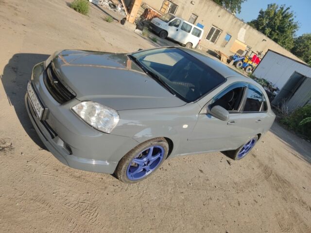 Сірий Шевроле Лачетті, об'ємом двигуна 1.6 л та пробігом 228 тис. км за 4999 $, фото 2 на Automoto.ua