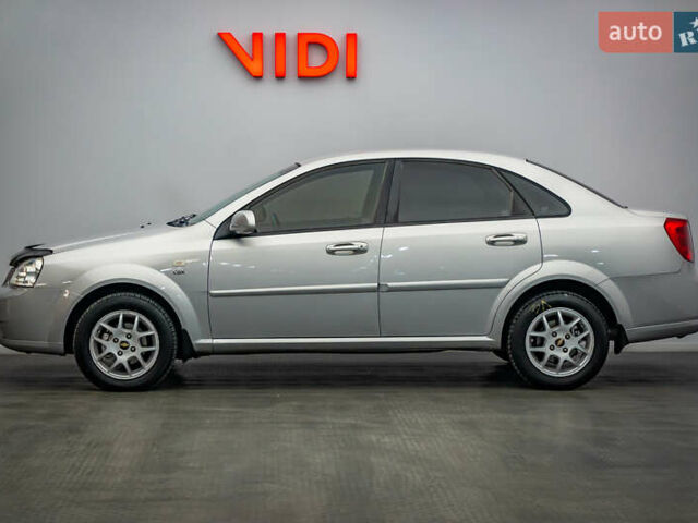 Серый Шевроле Лачетти, объемом двигателя 1.8 л и пробегом 127 тыс. км за 6404 $, фото 2 на Automoto.ua