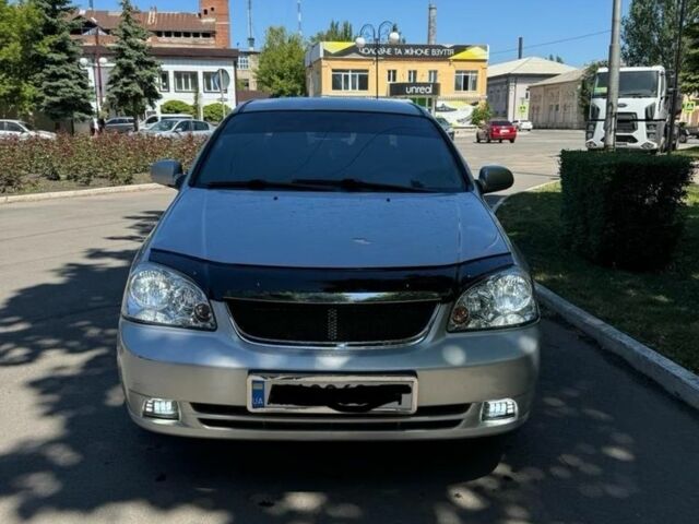 Серый Шевроле Лачетти, объемом двигателя 1.8 л и пробегом 170 тыс. км за 3300 $, фото 1 на Automoto.ua