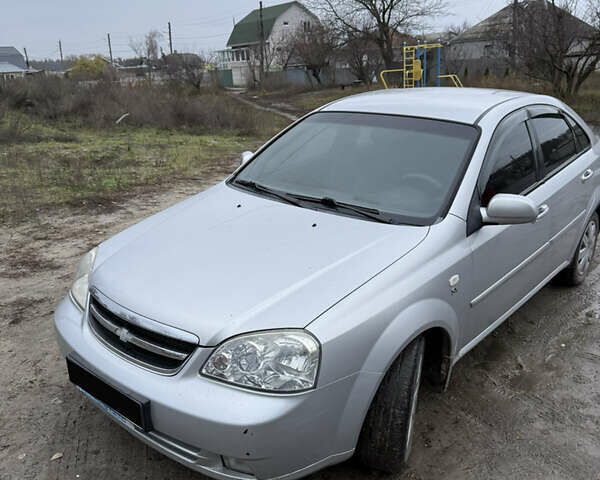 Серый Шевроле Лачетти, объемом двигателя 1.8 л и пробегом 149 тыс. км за 4500 $, фото 1 на Automoto.ua