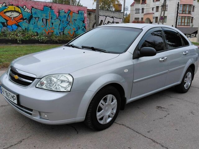 Серый Шевроле Лачетти, объемом двигателя 1.6 л и пробегом 188 тыс. км за 4150 $, фото 4 на Automoto.ua