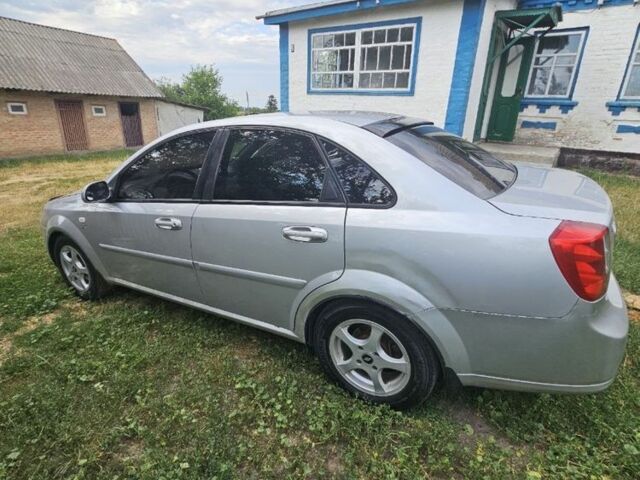 Серый Шевроле Лачетти, объемом двигателя 1.8 л и пробегом 170 тыс. км за 3300 $, фото 2 на Automoto.ua