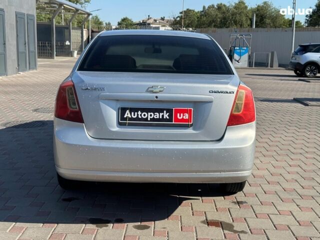 Серый Шевроле Лачетти, объемом двигателя 1.6 л и пробегом 167 тыс. км за 4990 $, фото 3 на Automoto.ua