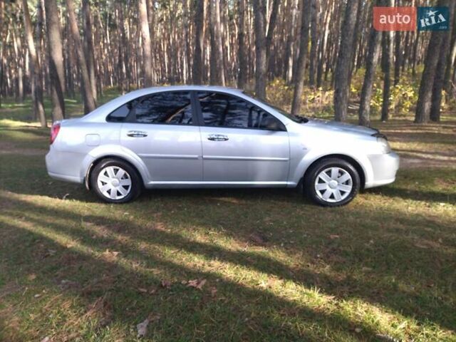 Сірий Шевроле Лачетті, об'ємом двигуна 1.8 л та пробігом 287 тис. км за 4500 $, фото 1 на Automoto.ua