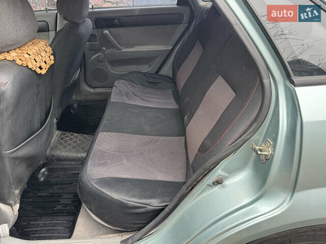 Серый Шевроле Лачетти, объемом двигателя 1.6 л и пробегом 187 тыс. км за 4100 $, фото 12 на Automoto.ua