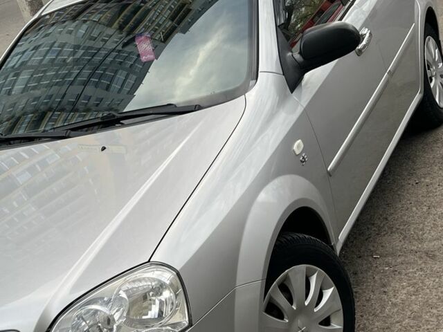 Серый Шевроле Лачетти, объемом двигателя 1.6 л и пробегом 101 тыс. км за 5000 $, фото 6 на Automoto.ua