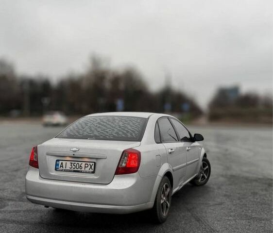 Сірий Шевроле Лачетті, об'ємом двигуна 1.6 л та пробігом 200 тис. км за 3300 $, фото 3 на Automoto.ua