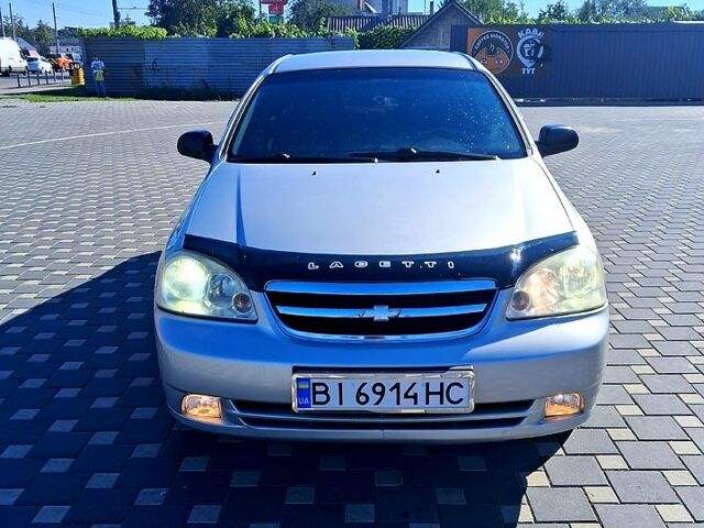Серый Шевроле Лачетти, объемом двигателя 1.6 л и пробегом 210 тыс. км за 3450 $, фото 1 на Automoto.ua