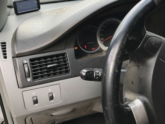 Сірий Шевроле Лачетті, об'ємом двигуна 1.8 л та пробігом 220 тис. км за 1072 $, фото 11 на Automoto.ua