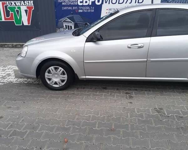 Серый Шевроле Лачетти, объемом двигателя 1.6 л и пробегом 166 тыс. км за 3500 $, фото 9 на Automoto.ua