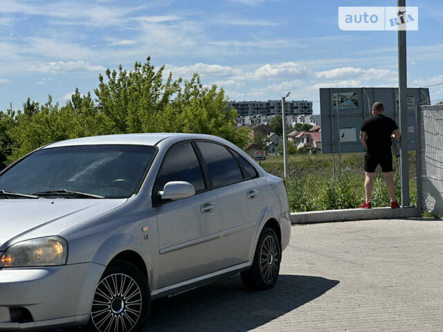Серый Шевроле Лачетти, объемом двигателя 1.8 л и пробегом 210 тыс. км за 3500 $, фото 2 на Automoto.ua