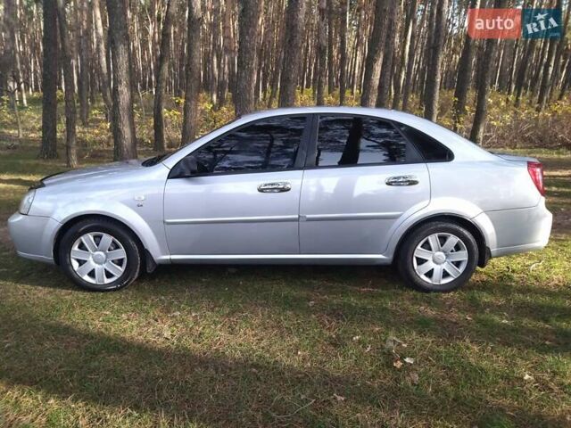 Сірий Шевроле Лачетті, об'ємом двигуна 1.8 л та пробігом 287 тис. км за 4500 $, фото 2 на Automoto.ua