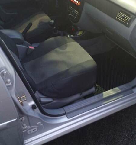 Сірий Шевроле Лачетті, об'ємом двигуна 1.6 л та пробігом 210 тис. км за 3999 $, фото 2 на Automoto.ua