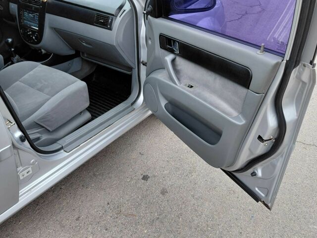 Серый Шевроле Лачетти, объемом двигателя 1.6 л и пробегом 188 тыс. км за 4150 $, фото 23 на Automoto.ua