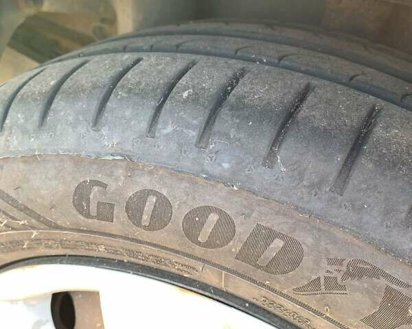 Серый Шевроле Лачетти, объемом двигателя 1.8 л и пробегом 399 тыс. км за 5800 $, фото 16 на Automoto.ua