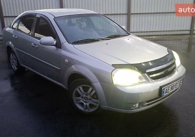 Сірий Шевроле Лачетті, об'ємом двигуна 1.6 л та пробігом 210 тис. км за 3999 $, фото 6 на Automoto.ua