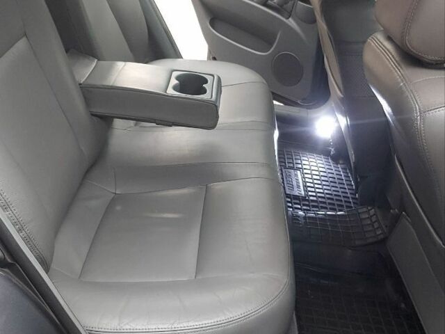 Серый Шевроле Лачетти, объемом двигателя 1.8 л и пробегом 284 тыс. км за 5000 $, фото 9 на Automoto.ua