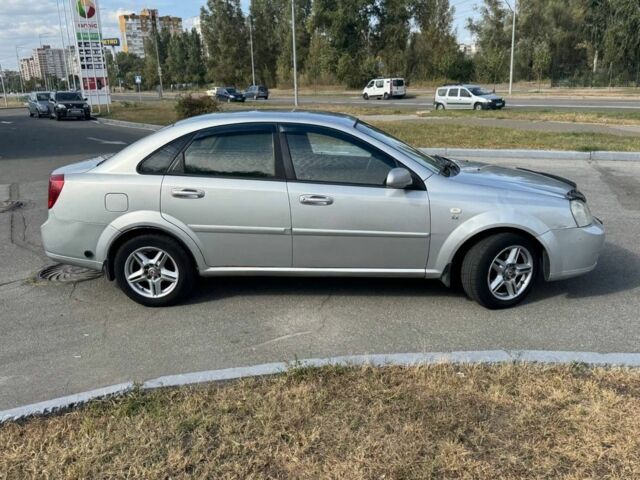 Серый Шевроле Лачетти, объемом двигателя 1.8 л и пробегом 75 тыс. км за 2699 $, фото 6 на Automoto.ua