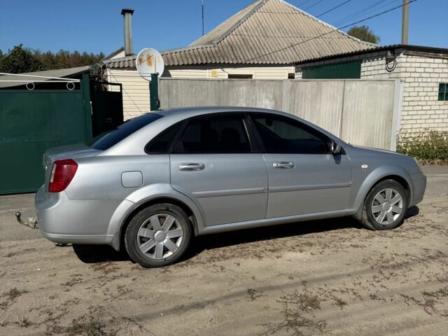 Серый Шевроле Лачетти, объемом двигателя 1.8 л и пробегом 149 тыс. км за 4800 $, фото 1 на Automoto.ua