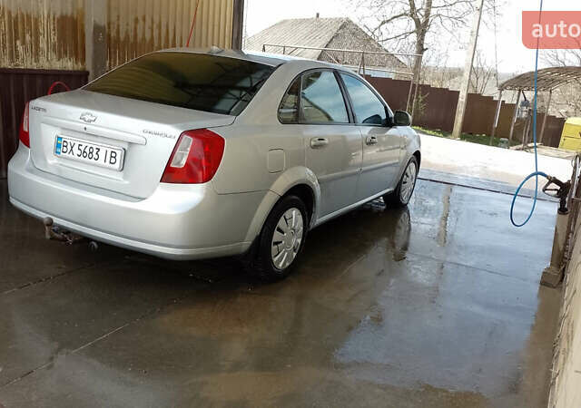 Сірий Шевроле Лачетті, об'ємом двигуна 1.8 л та пробігом 240 тис. км за 3500 $, фото 3 на Automoto.ua
