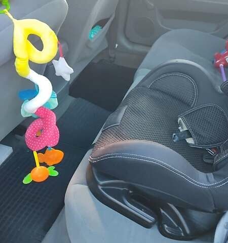 Сірий Шевроле Лачетті, об'ємом двигуна 1.8 л та пробігом 250 тис. км за 4100 $, фото 17 на Automoto.ua