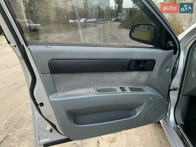 Серый Шевроле Лачетти, объемом двигателя 1.6 л и пробегом 214 тыс. км за 4900 $, фото 10 на Automoto.ua