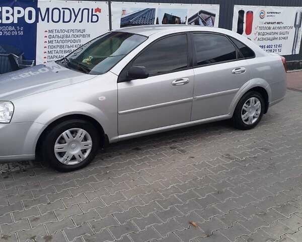 Серый Шевроле Лачетти, объемом двигателя 1.6 л и пробегом 166 тыс. км за 3500 $, фото 8 на Automoto.ua