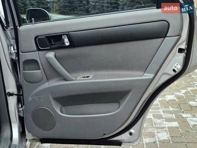 Серый Шевроле Лачетти, объемом двигателя 1.8 л и пробегом 240 тыс. км за 3900 $, фото 18 на Automoto.ua