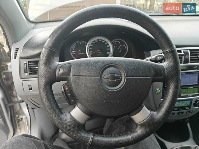 Серый Шевроле Лачетти, объемом двигателя 1.6 л и пробегом 102 тыс. км за 5300 $, фото 13 на Automoto.ua