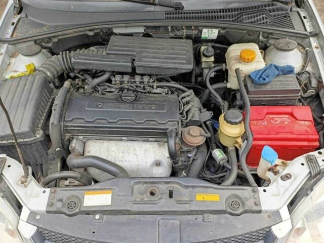 Серый Шевроле Лачетти, объемом двигателя 1.8 л и пробегом 257 тыс. км за 3432 $, фото 9 на Automoto.ua