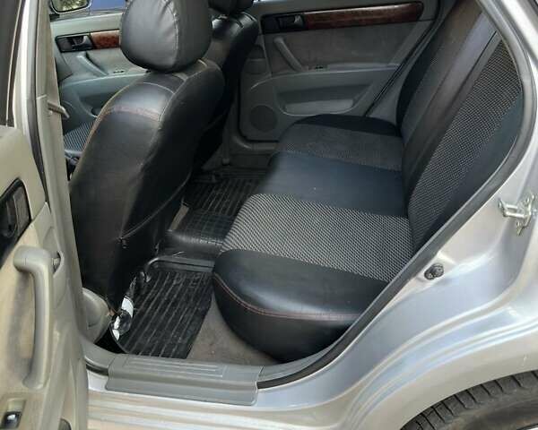 Сірий Шевроле Лачетті, об'ємом двигуна 1.6 л та пробігом 187 тис. км за 3150 $, фото 6 на Automoto.ua