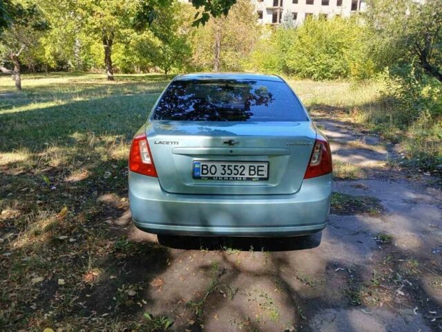 Серый Шевроле Лачетти, объемом двигателя 1.8 л и пробегом 140 тыс. км за 3800 $, фото 3 на Automoto.ua