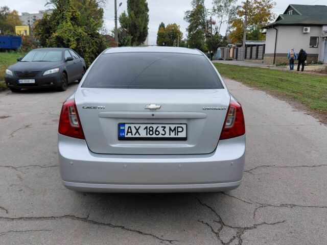 Серый Шевроле Лачетти, объемом двигателя 1.6 л и пробегом 188 тыс. км за 4150 $, фото 9 на Automoto.ua