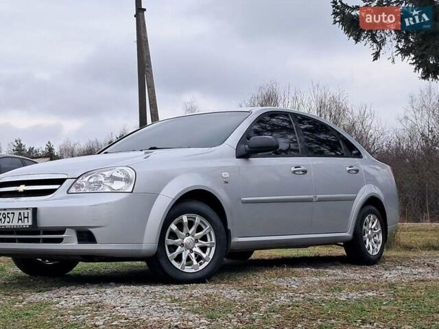Серый Шевроле Лачетти, объемом двигателя 1.6 л и пробегом 62 тыс. км за 5350 $, фото 2 на Automoto.ua