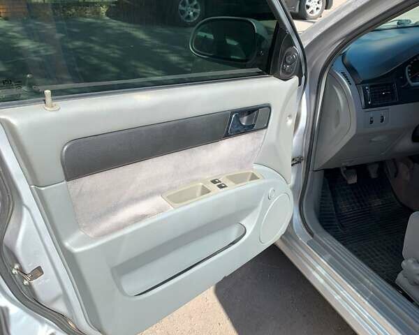 Серый Шевроле Лачетти, объемом двигателя 1.8 л и пробегом 399 тыс. км за 5800 $, фото 6 на Automoto.ua