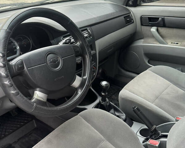 Сірий Шевроле Лачетті, об'ємом двигуна 1.6 л та пробігом 227 тис. км за 4200 $, фото 13 на Automoto.ua