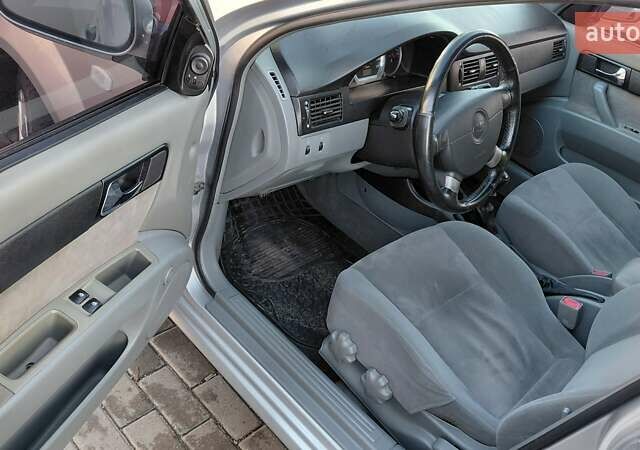 Серый Шевроле Лачетти, объемом двигателя 1.79 л и пробегом 106 тыс. км за 4000 $, фото 21 на Automoto.ua