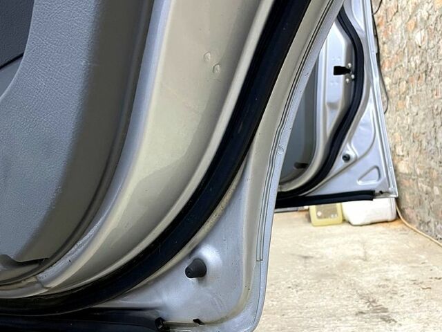 Серый Шевроле Лачетти, объемом двигателя 1.6 л и пробегом 292 тыс. км за 3800 $, фото 10 на Automoto.ua